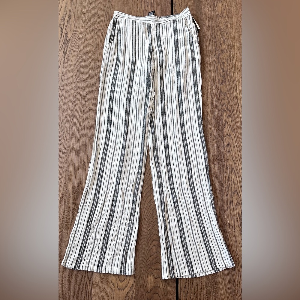 BCX Black and White Striped Wide Leg Pants X-SMALL